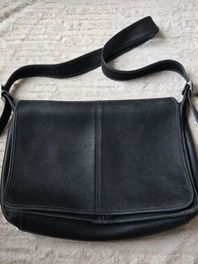 Vintage Coach Black Leather Men's Messenger Bag